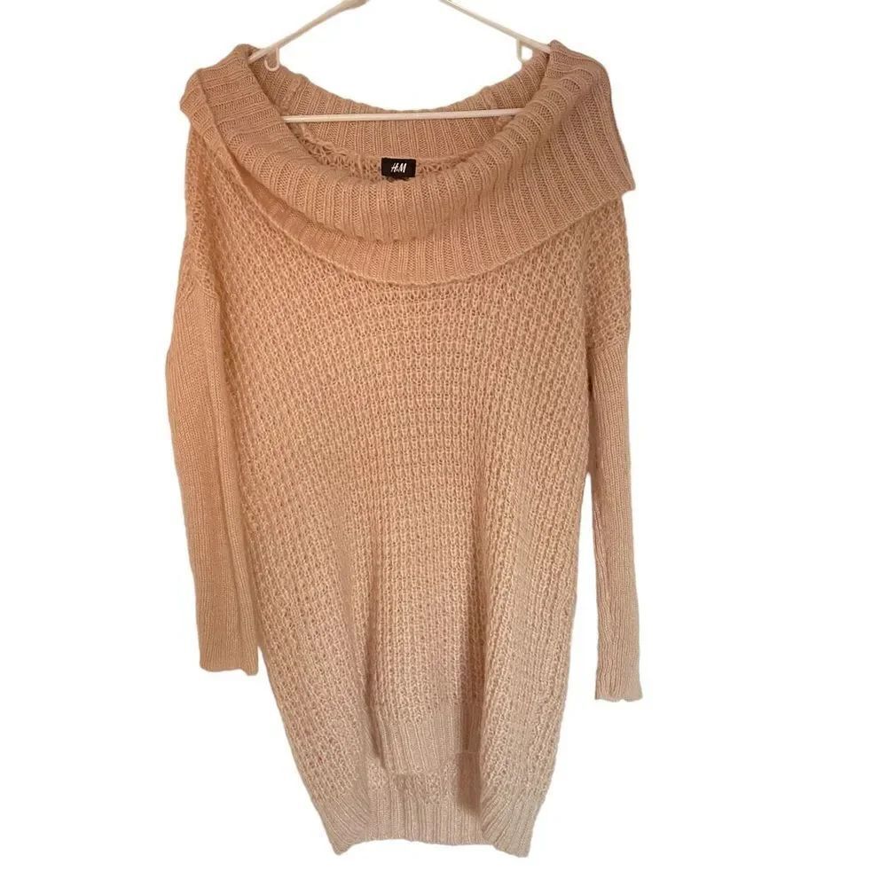 H&M small mohair wool blend high low knit sweater long sleeve cowl neck pink